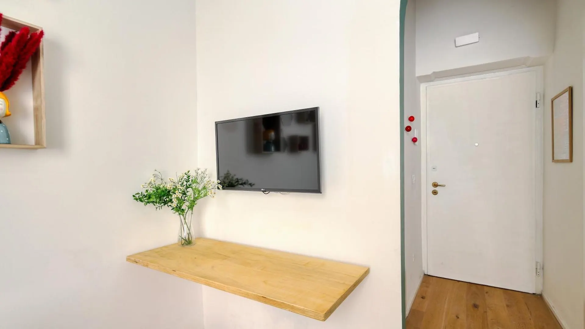 Apartment Modern Studio Lambrate - Cozy Stylish Retreat Milan