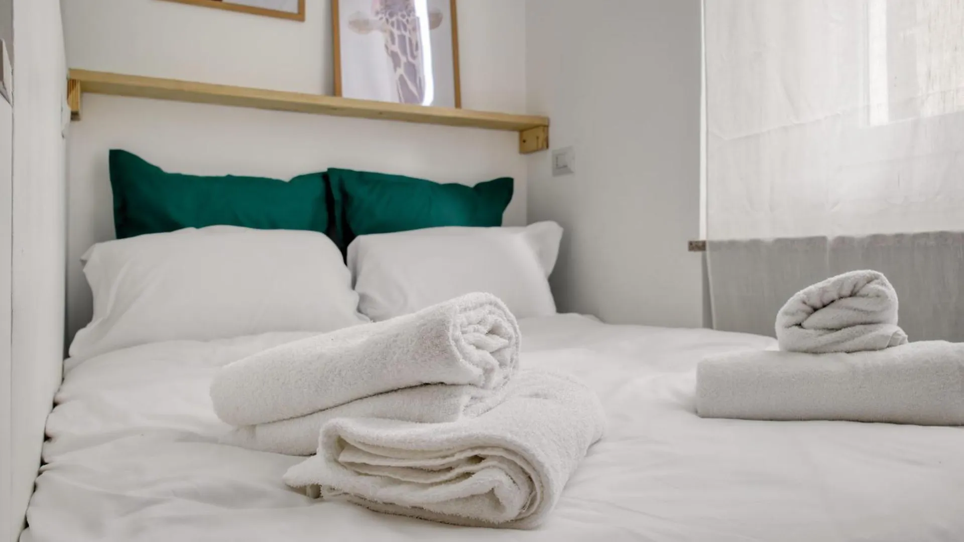 Apartment Modern Studio Lambrate - Cozy Stylish Retreat Milan Italy